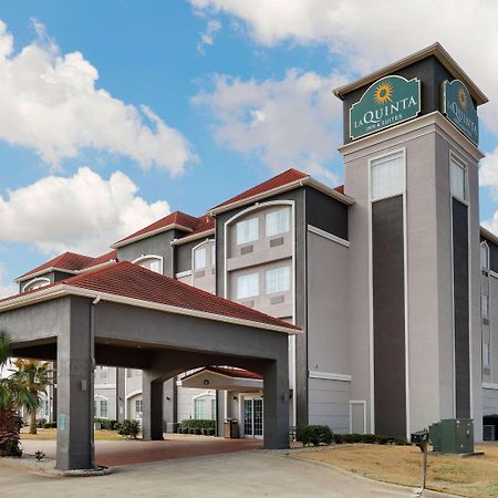 La Quinta By Wyndham Lindale Hotel Exterior photo